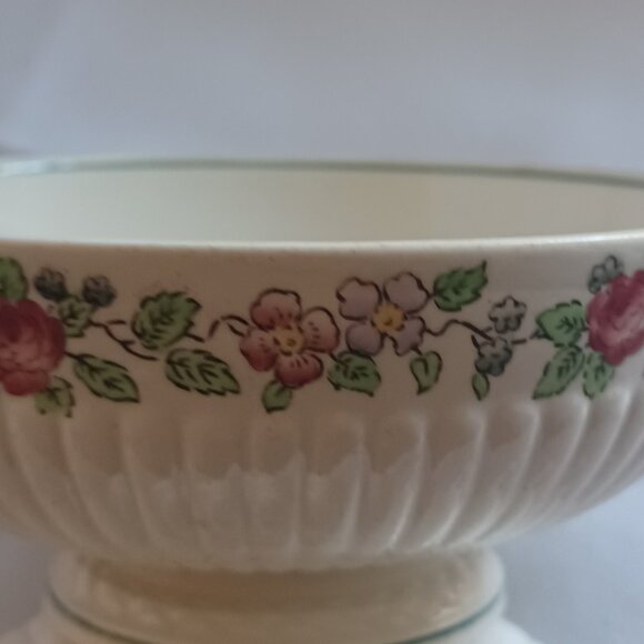 Wedgwood Made in England BELMAR Footed Cream Soup Bowl with Handles 5" Set of 2 - Picture 7 of 12